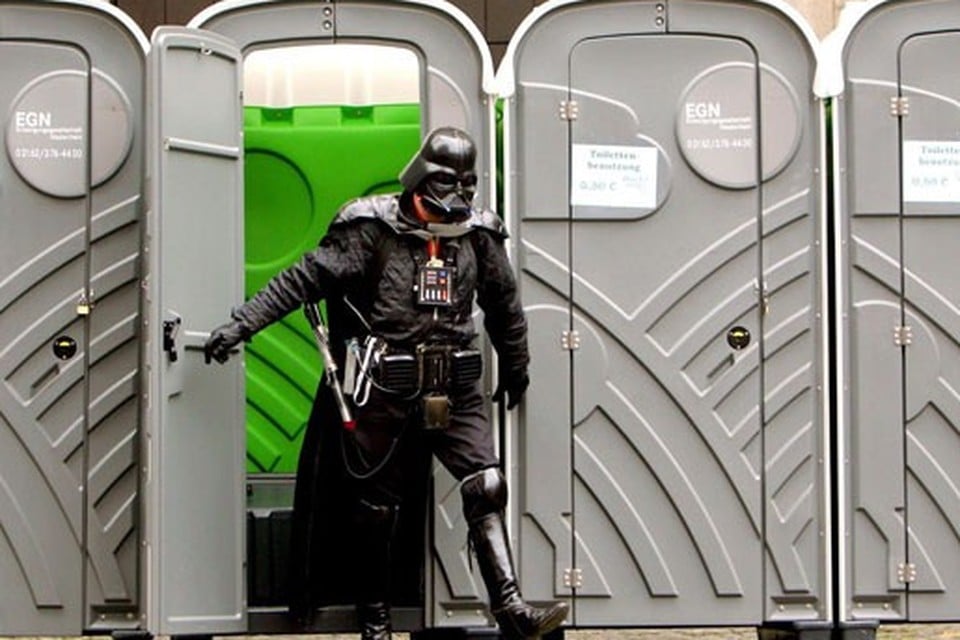 Vergemakkelijken Oorlogsschip manipuleren Kostuum Darth Vader raakt niet verkocht | Gazet van Antwerpen Mobile