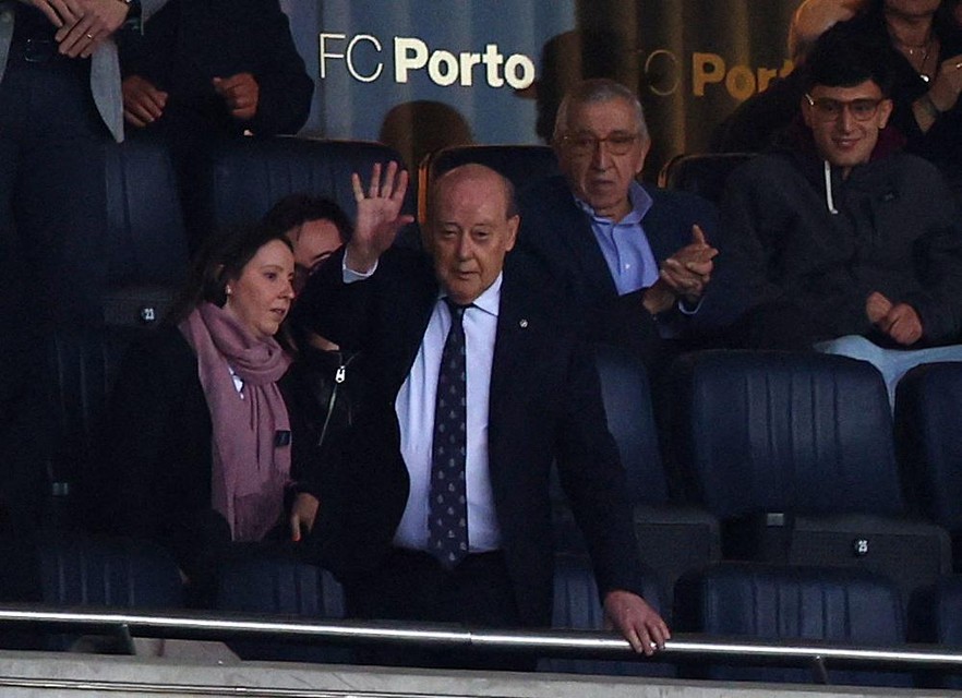 Pinto da Costa in de tribune bij FC Porto.