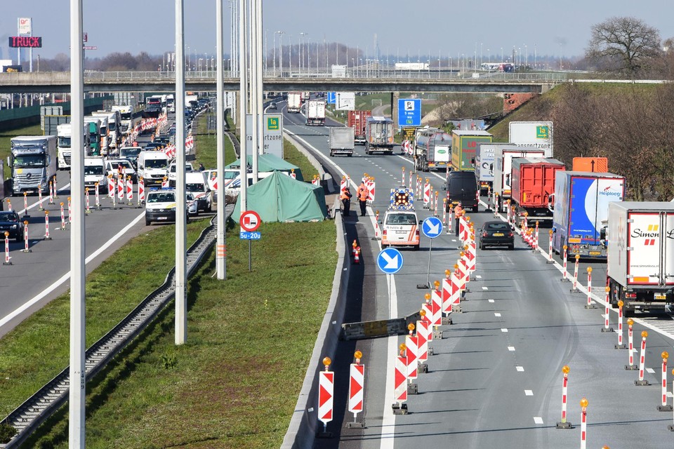 Het incident vond plaats tijdens een grenscontrole in Hoogstraten. 