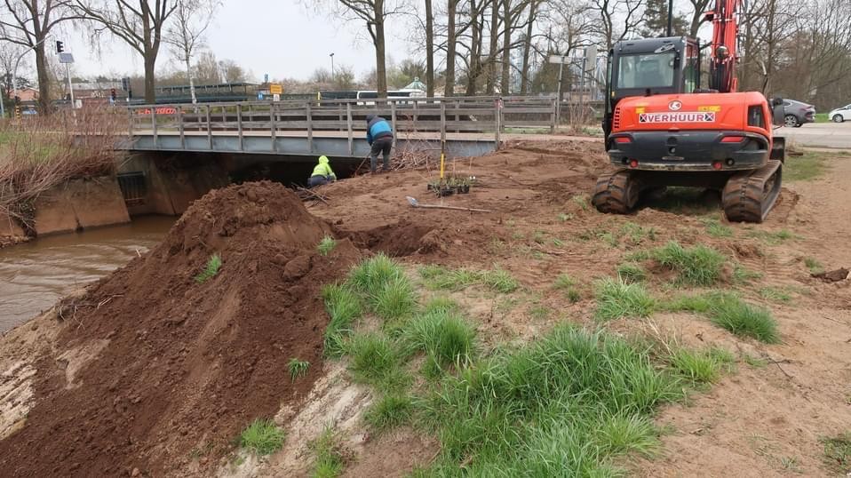 In het voorjaar startten de voorbereidende werken aan de Lichtaartseweg en langs de Kleine Nete.