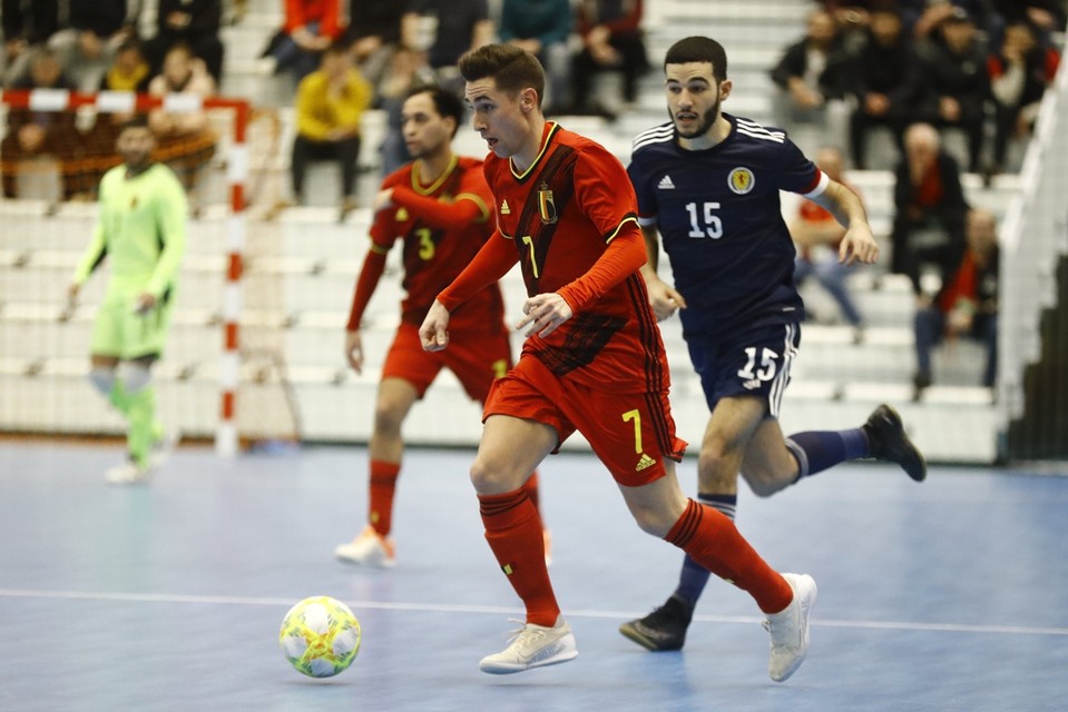 Metropolitan Westers verschijnen Futsal Red Devils rekenen op Antwerpenaars Halim Ettalaki en Steven  Dillien: “Bij de nationale ploeg moet alles perfect verlopen” | Gazet van  Antwerpen Mobile