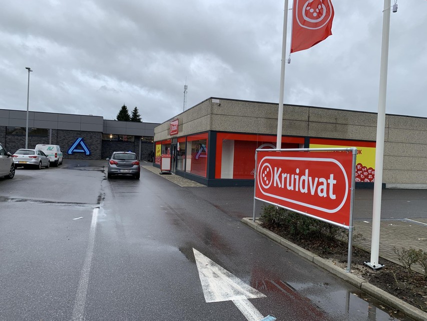 Via de vernieuwde De Ringlaan bereik je makkelijk het nieuwe Kruidvat-filiaal.