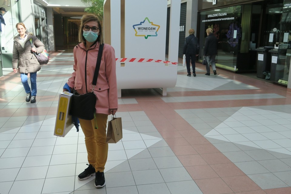 Open Wijnegem Shoppingcenter Lijkt Wel Uitgestorven Daags Wijnegem Gazet Van Antwerpen Mobile