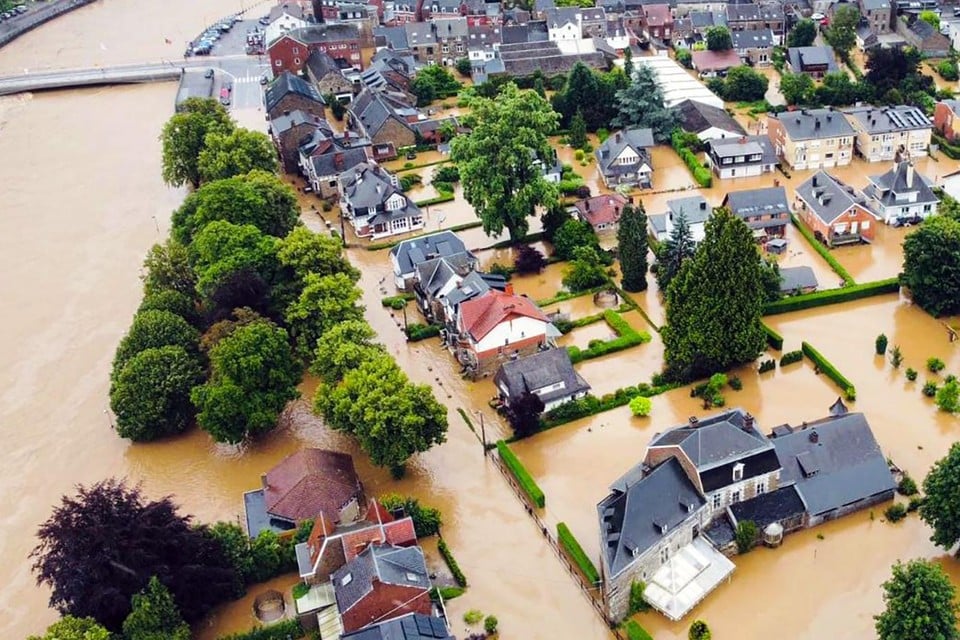 Langs de rivier de Ourthe vonden er vorige week verschillende overstromingen plaats door het noodweer.