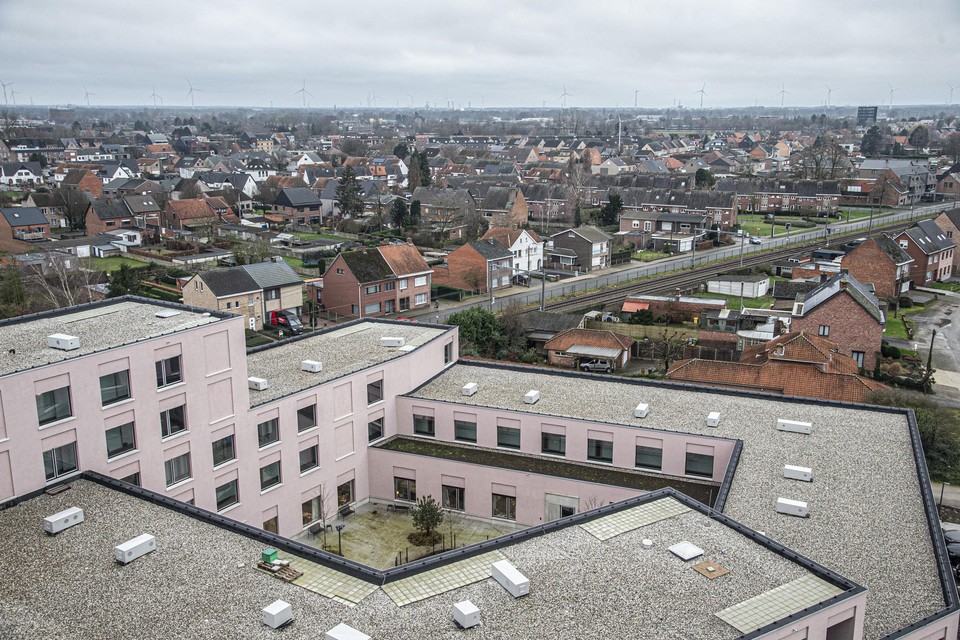 Het uitzicht vanop de tiende verdieping in het gloednieuwe zorgproject Klein Veldekens van vzw Astor.