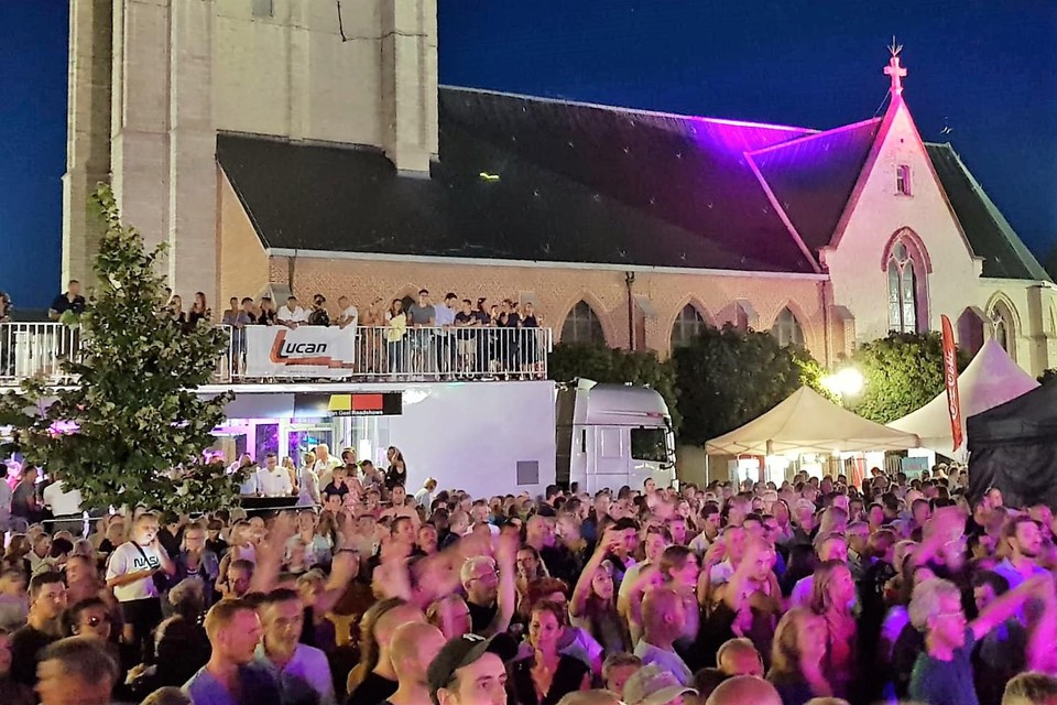 De Kerkplaats liep in 2019 aardig vol voor de eerste N8. Dit keer mag alleen wie over een geldig coronapaspoort beschikt binnen. De inkom blijft gratis.
