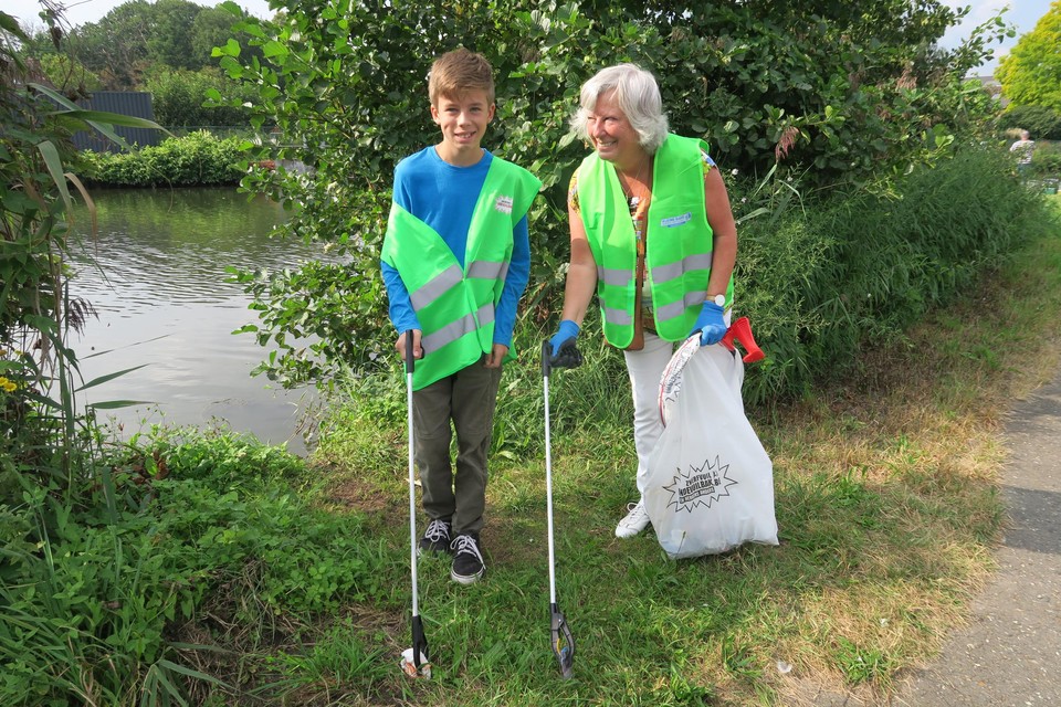 Oma Martine Castelain en kleinzoon Noah