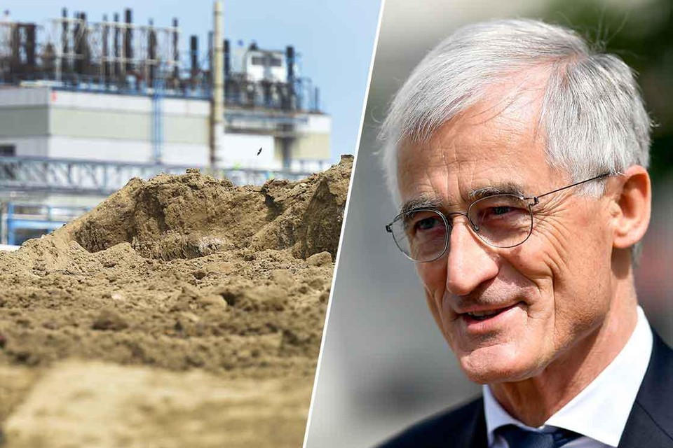 De risico’s van PFOS-vervuiling waren in september 2017 al bekend bij de Vlaamse regering van toenmalig minister-president Geert Bourgeois (rechts).