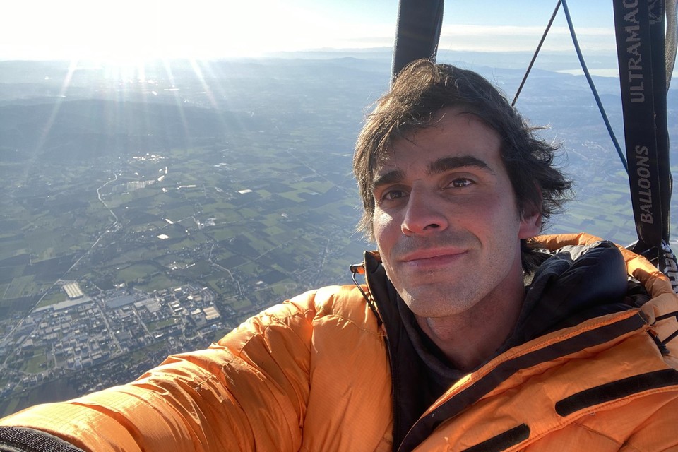 David Spildooren vloog in 11 uur van België naar Italië, over de Alpen.