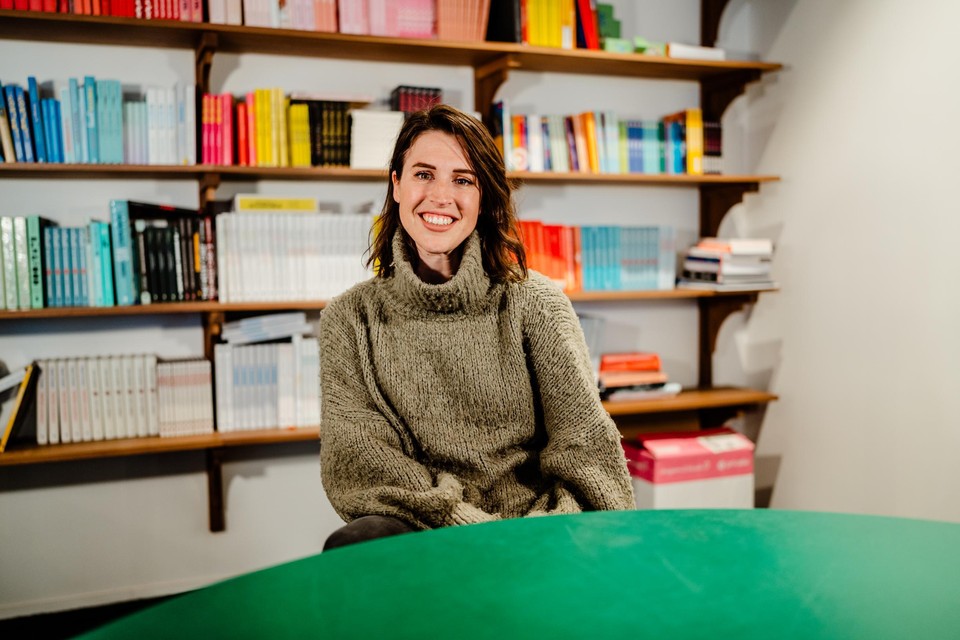 Doctorandus Lara Hallam: “k wilde niet alleen de positieve kanten van online daten belichten, maar ook de valkuilen en moeilijkheden”