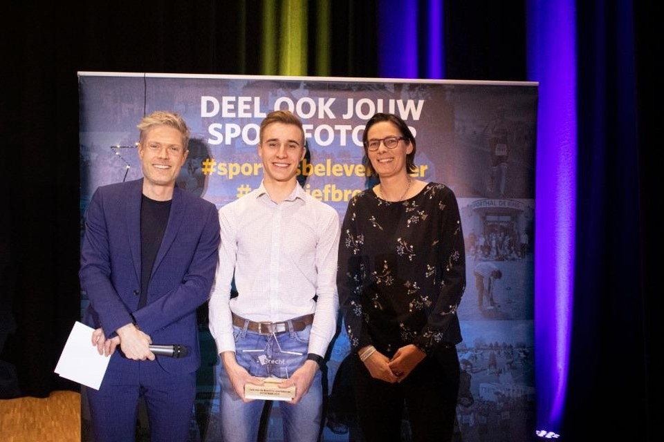 Op het sportgala 2020 won Niels Vandeputte de trofee van Sportman van het Jaar. Hij kreeg die uit handen van Tia Hellebaut. 