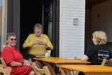 thumbnail: Louis Van den Eynde bij Bar Lowie.