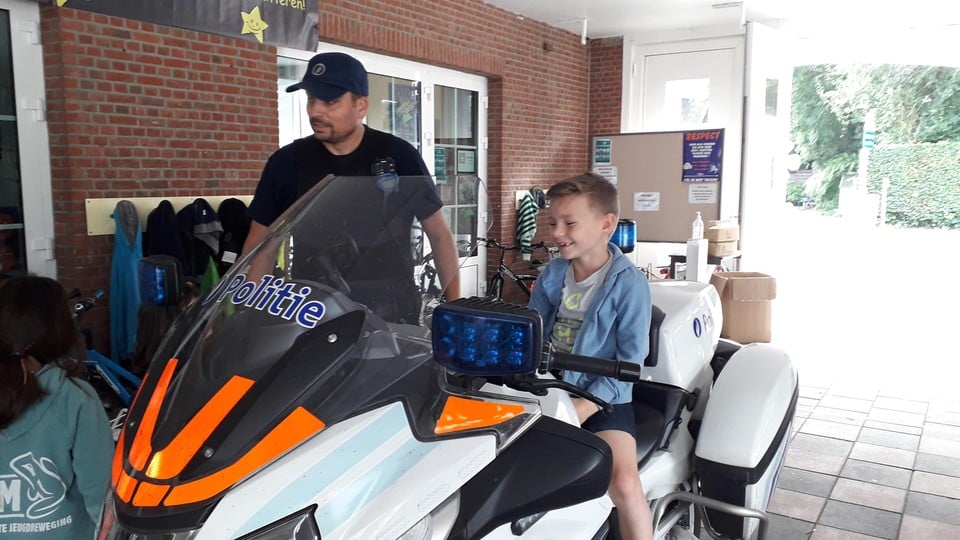 Leuke afsluiter van de Strapdag op de politiemotor.