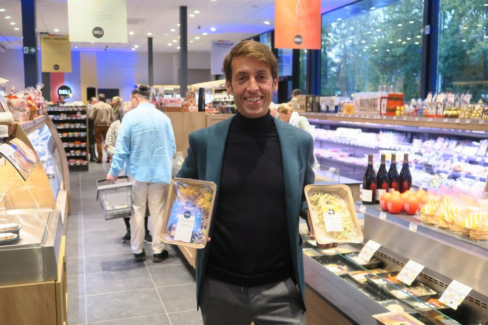 Christophe De Mey toont twee van de toppers uit het Delitraiteur-gamma: Indiase scampi en pasta met truffel. 