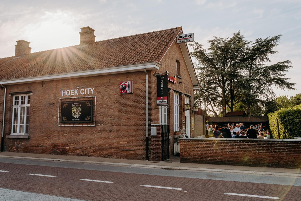 Café Hoek-City blijft al zeker tot 2033 bestaan.