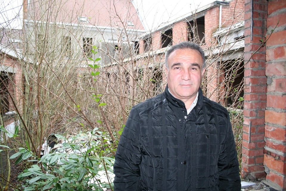 Adem Mergen, voorzitter van de Turkse moskeevereniging in Lokeren, is tevreden met de golf van solidariteit voor de slachtoffers van de aardbeving.
