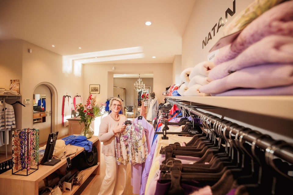 “Ik geniet ervan om klanten huppelend de winkel te zien buitengaan”, zegt Dominique.