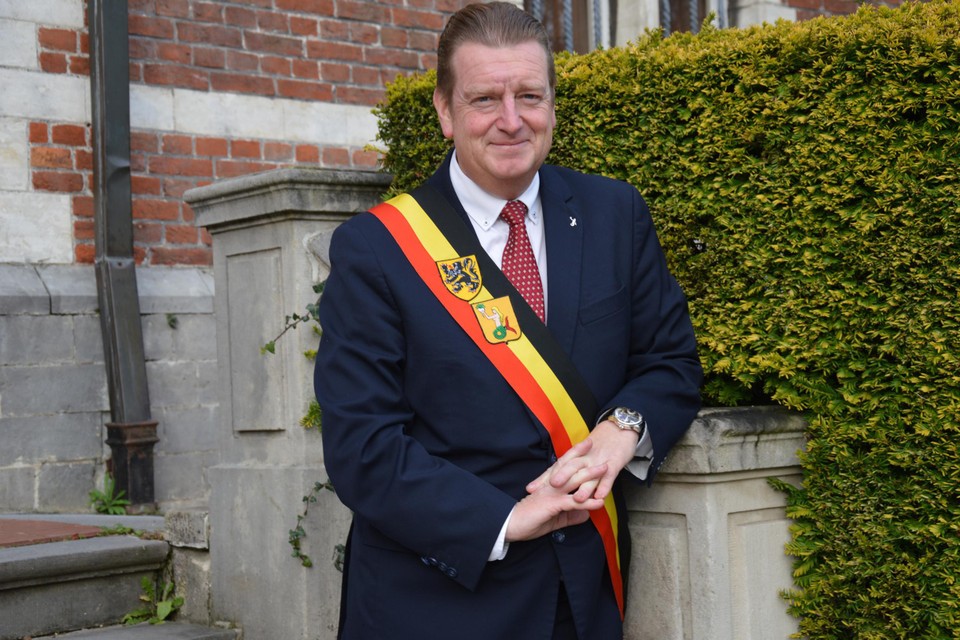 Volgens burgemeester Jurgen Bauwens krijgen de komende gemeenteraadsverkiezingen een historische dimensie in het Waasland.