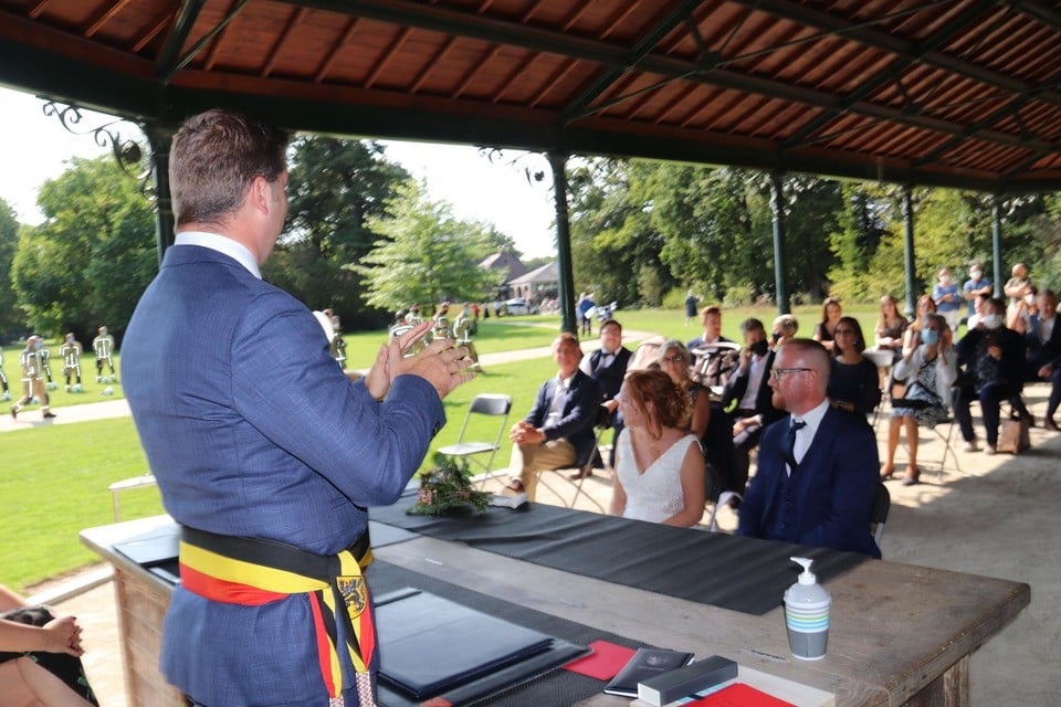 Huwelijken in openlucht zijn een trend.