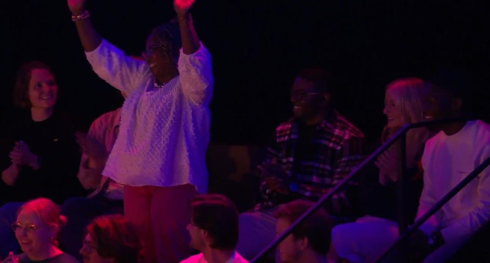 De moeder van Comfort is enthousiast.