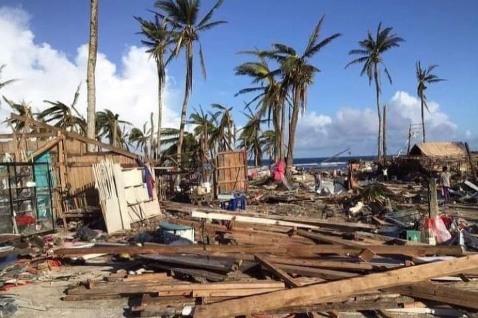 Na de doortocht van tyfoon Odette stond er nog weinig recht in de Filipijnen. 