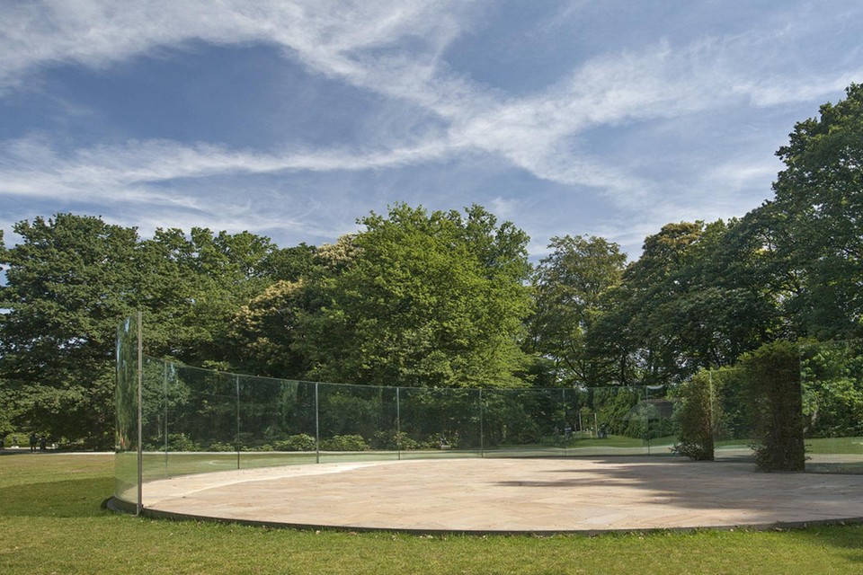 verhuisde in 2004 van het Sint-Jansplein naar het openluchtmuseum Middelheim.
