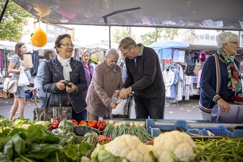 De markt op de Bist in Wilrijk vindt elke dinsdag plaats.