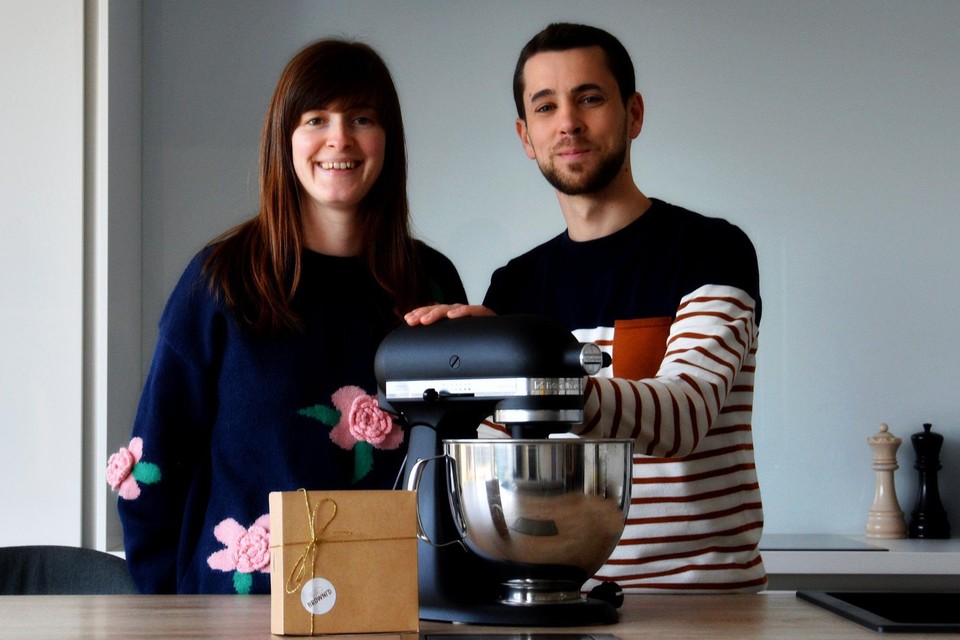Ilse Van Gorp (30) en Dries Wouters (30) uit Mol-Rauw laten de Kempen kennismaken met brownies met smaken als Oreo, cheesecake en marshmallow.