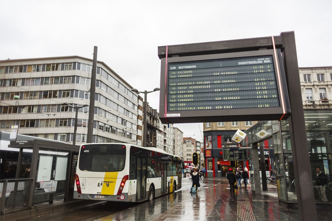 Heerlijk Tijd wervelkolom Dit zijn de vijf grootste ergernissen van reizigers en specialisten over De  Lijn (Antwerpen) | Gazet van Antwerpen Mobile