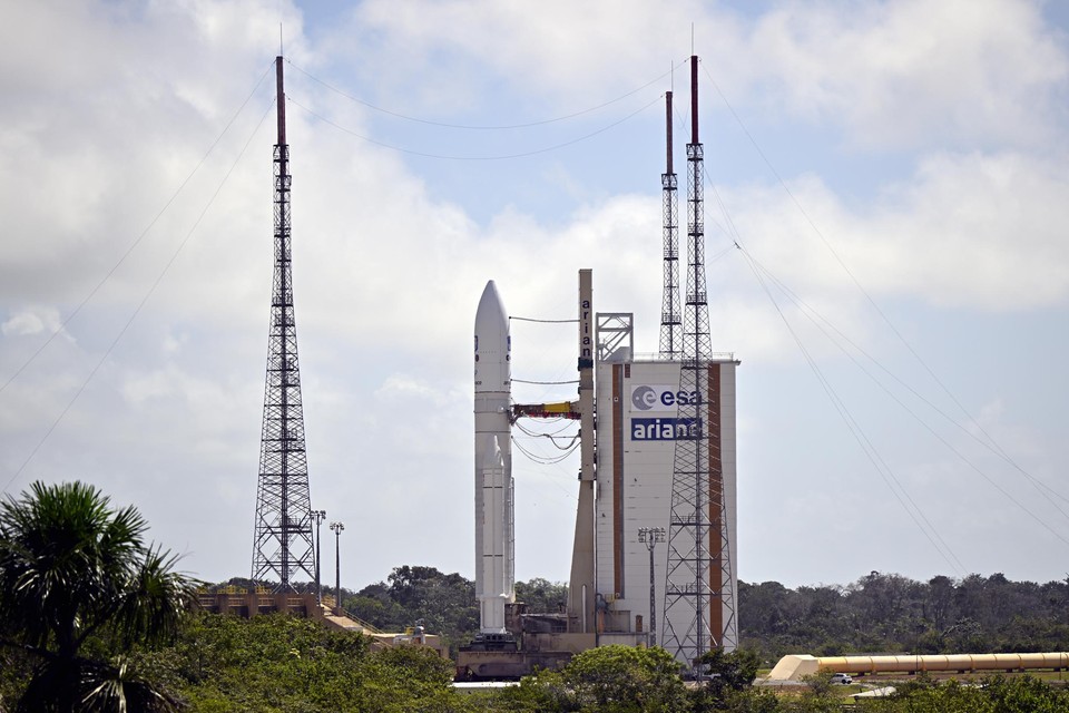 Een Europese Ariane-raket zal Juice richting de ruimte lanceren.