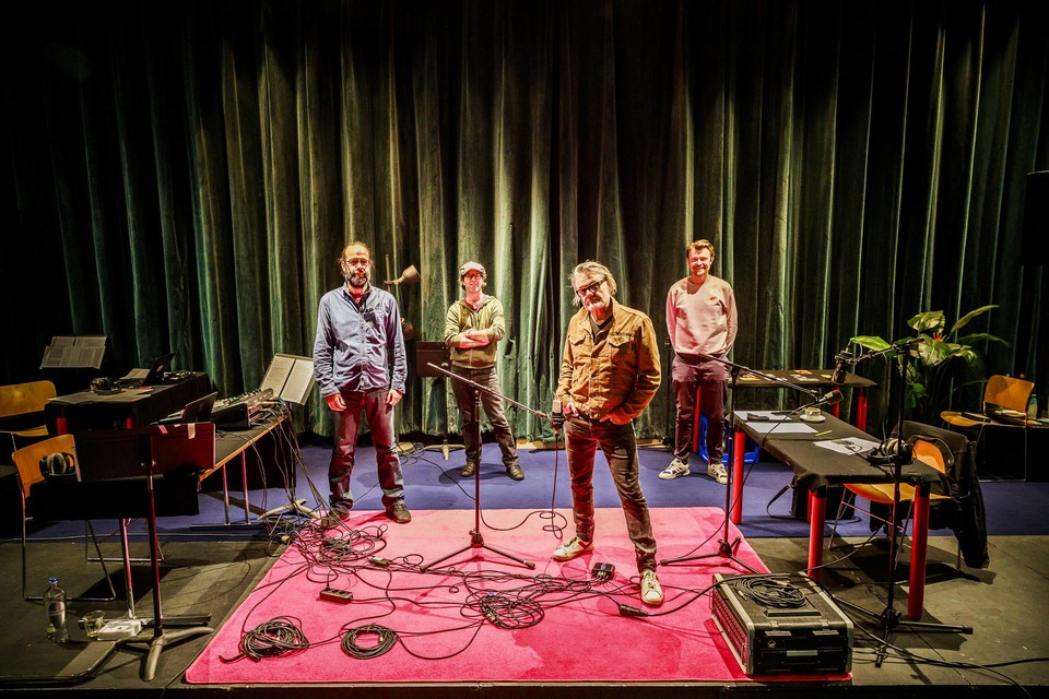 Wim Jammaer, Geert Breës, Marcel Vanthilt en Christophe Kenis van Cinema Rix.