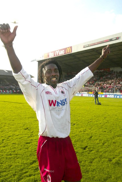 Vader Omar Mussa scoorde in 2002 tweemaal voor Antwerp in de derby tegen Germinal Beerschot die op 5-3 eindigde.