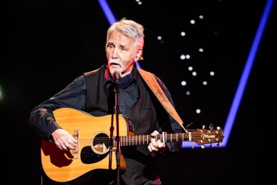 Robin Fowley brengt Bob Dylan in : “Ik voel me even goed dichter als muzikant.”