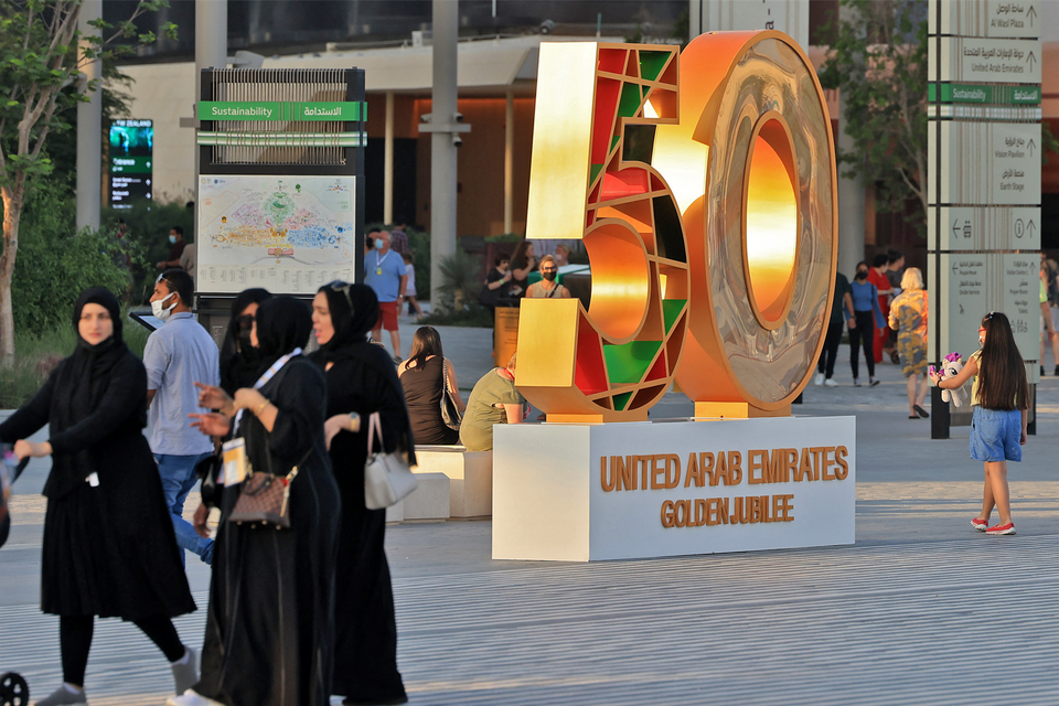 De Verenigde Arabische Emiraten bestaan 50 jaar. 