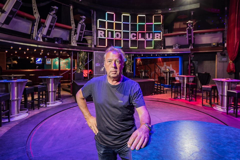 Willy Jacobs gooit de deuren van zijn Rio Club opnieuw open. “Zelfs de dansvloer zal weer draaien.”