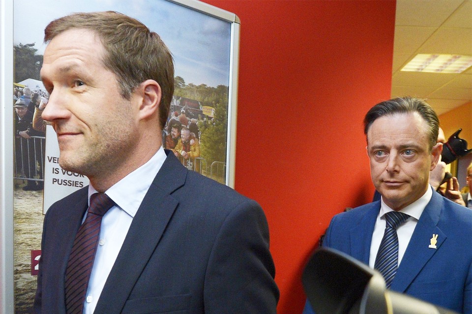  N-VA-voorzitter Bart De Wever en PS-voorzitter Paul Magnette. 