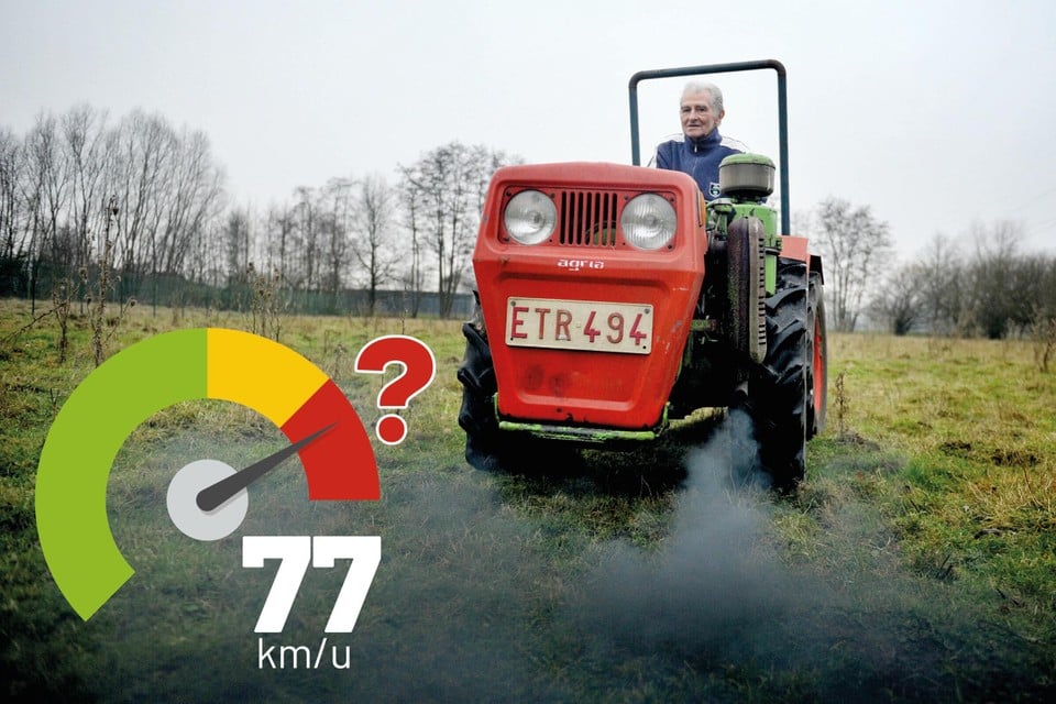 Wanneer Etienne (76) het pedaal indrukt, geeft zijn tuintractor nog goed gas. “Maar mijn Agria haalt geen 77 km/u.”  