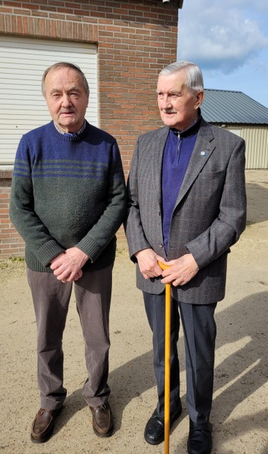 Veteranen Alfons De Beuckelaer (86) en Karel Van Hullebusch (87) van NSB Brecht-Sint-Job.