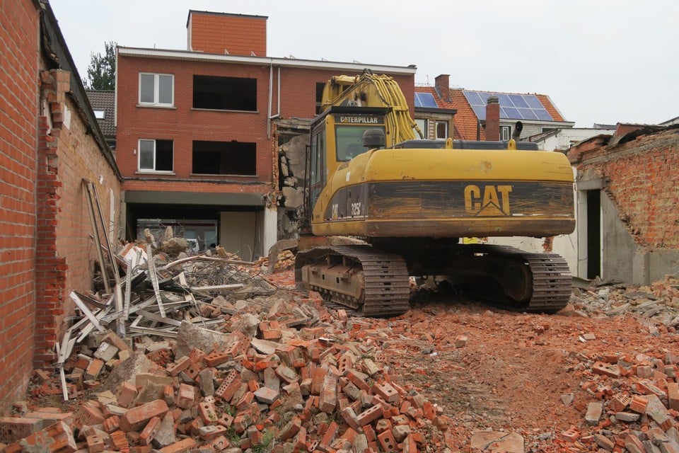 De sloopwerken zijn zopas gestart. Ze worden aansluitend gevolgd door het uitgraven van de ondergrondse parking.