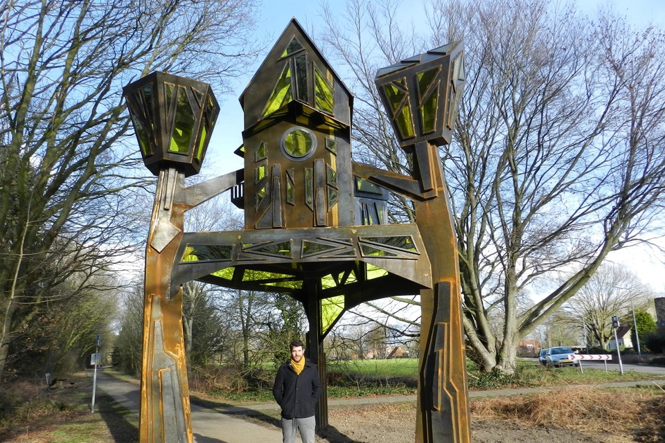 Tim Hoefnagels liet zich voor het kunstwerk inspireren door enkele gebouwen in Baarle.