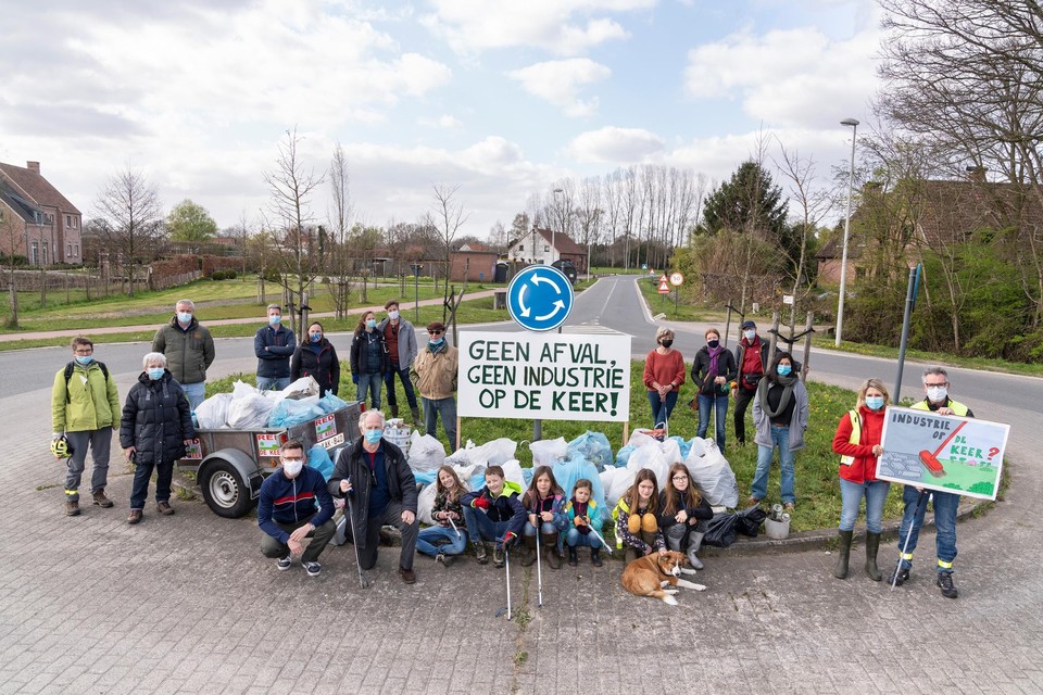 Dit voorjaar veegden de bewoners nog voor eigen deur: met een zwerfvuilactie. Nu is er een nieuwe petitie.