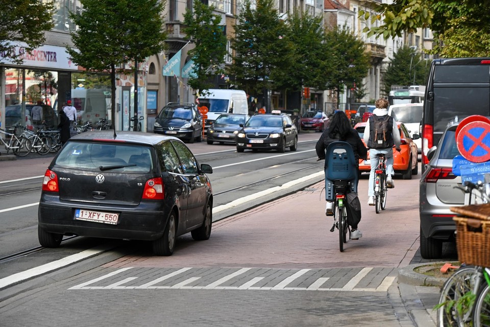 Op de Turnhoutsebaan is meer toezicht nodig van de politie naar het naleven van de verkeersregels.