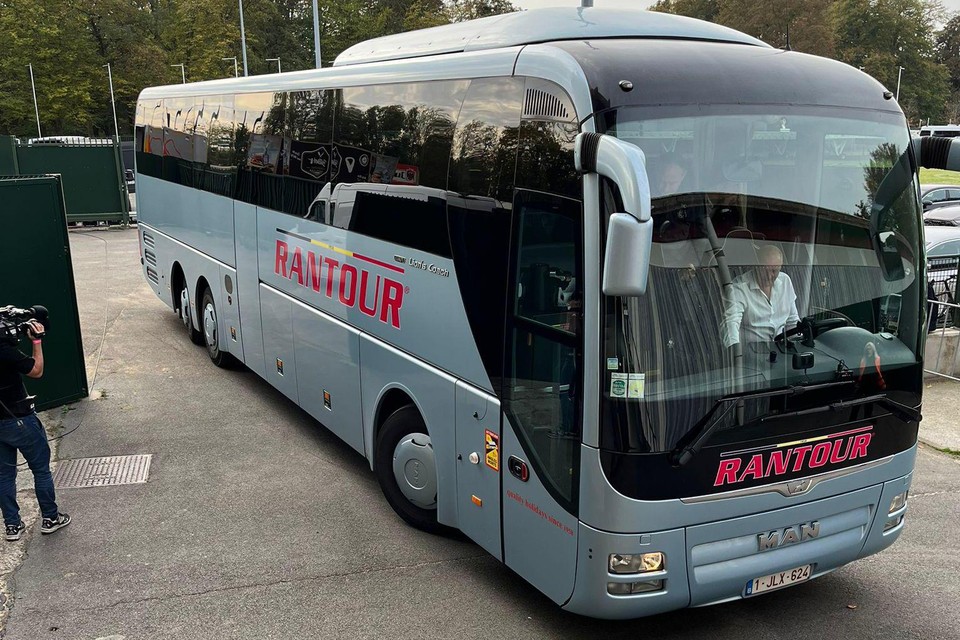 De ‘nieuwe spelersbus’ van RSC Anderlecht. 