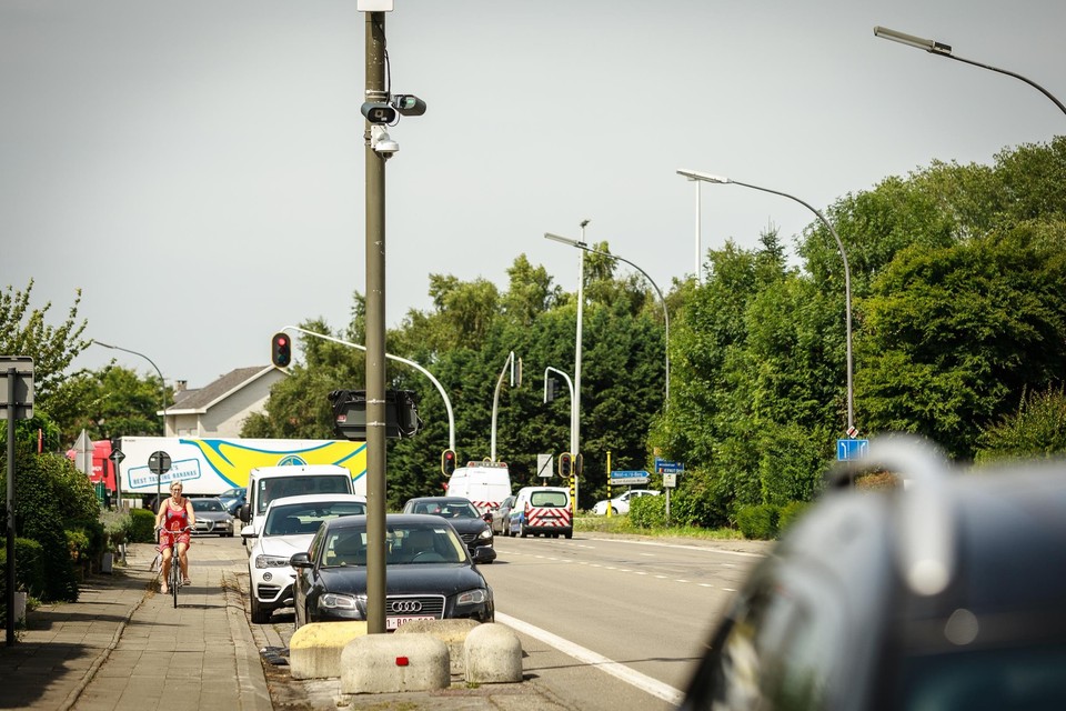 De fietspaden op de Liersesteenweg zoals ze vroeger waren. In de plaats kom er nu in asfalt.