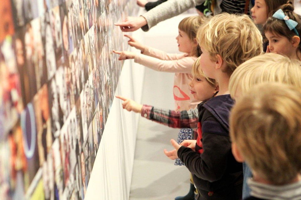 Kinderen van 2,5 tot 12 jaar zijn welkom op de Kunstendag voor Kinderen. 